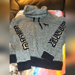 Pink sweater Size small NWOT!!!